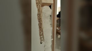 Feuerfester Schaumstoff-Klebedichtstoff für Türen und Fenster